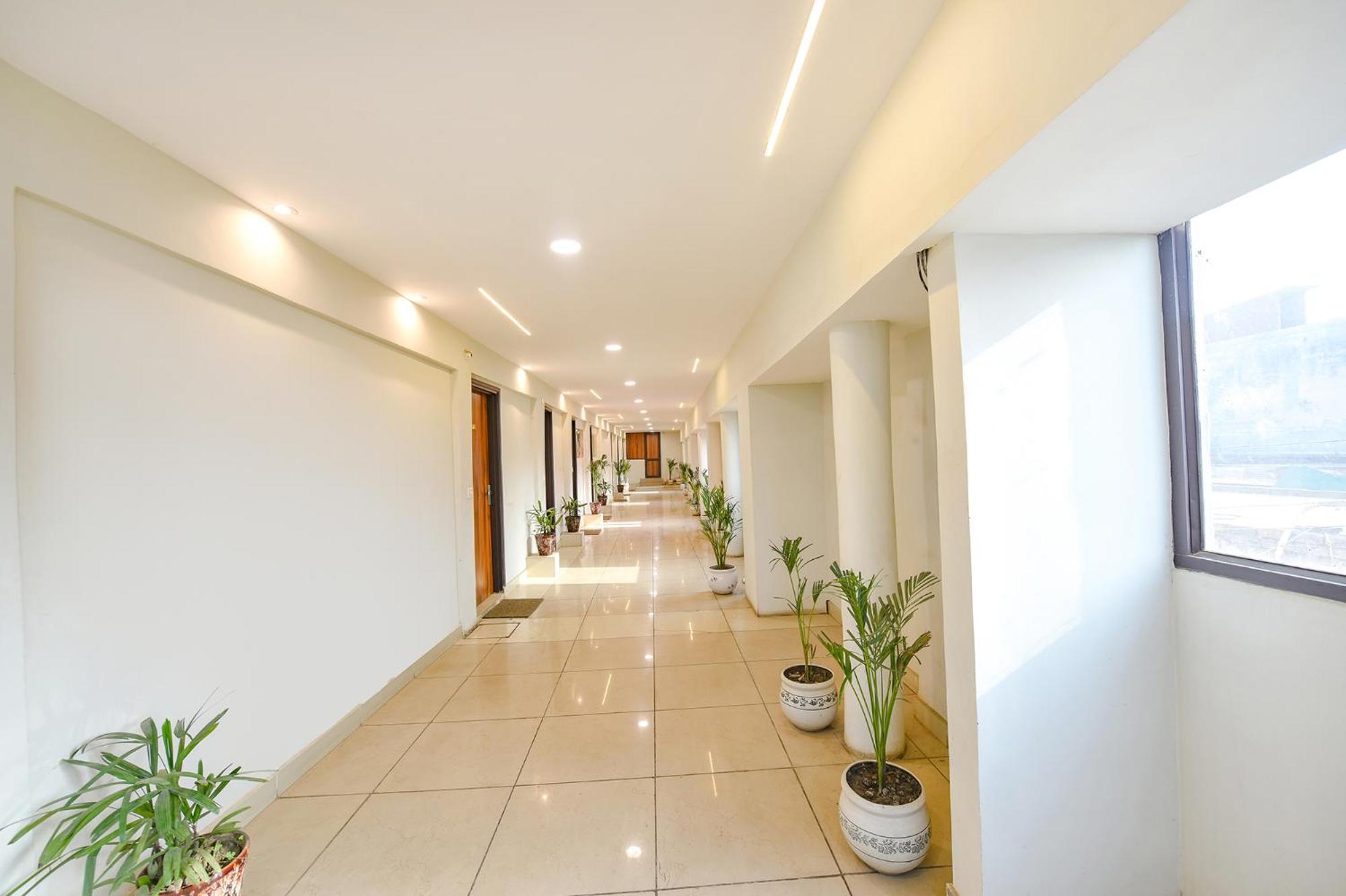 Fabhotel Orio I Ludhiana Exteriör bild