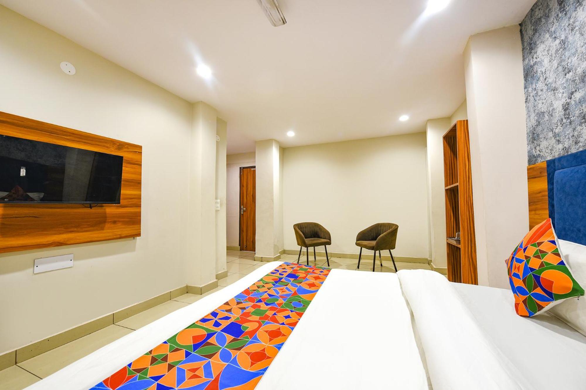 Fabhotel Orio I Ludhiana Exteriör bild
